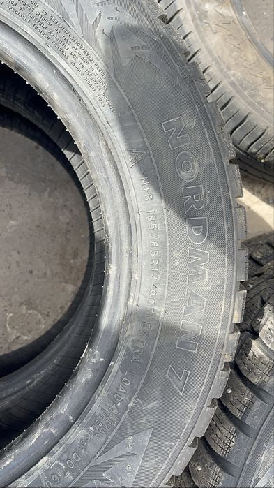 Продам зимние шины 14