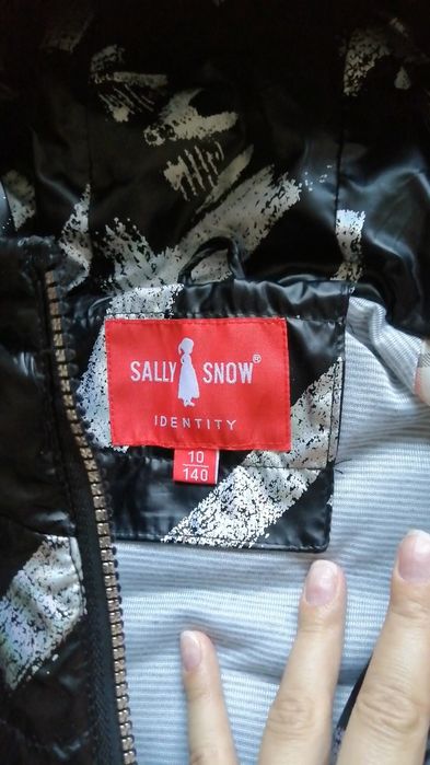 Куртка на девочку