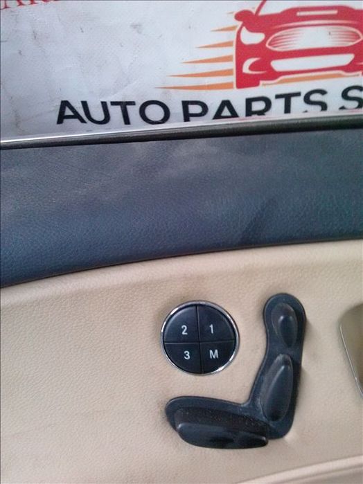 buton reglaj scaun mercedes benz cls 320 an fabr. 2009