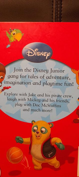 Книжка с приказки Дисни