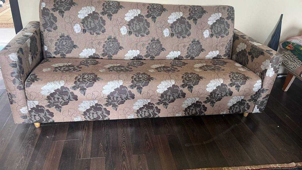 Диван для дома, для кафе