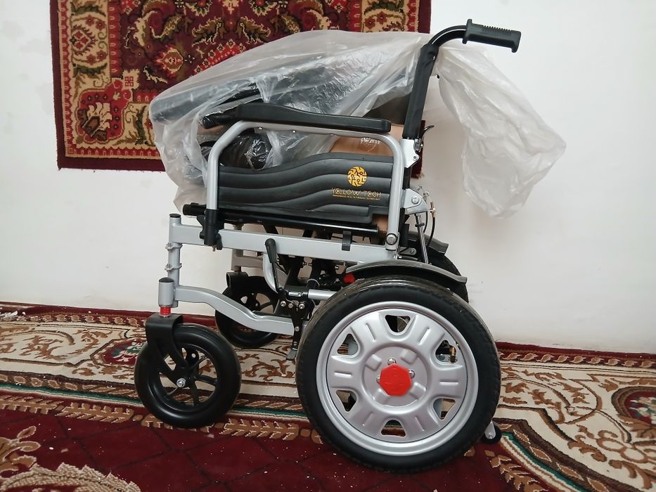 Электронная инвалидная коляска (новая)