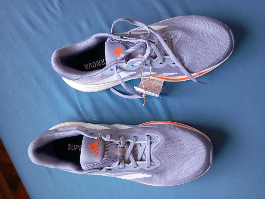 Маратонки Adidas Supernova