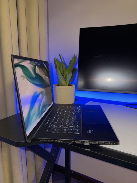ASUS ROG Zephyrus M16