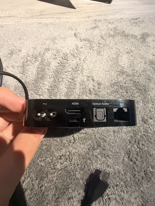 Apple TV + telecomanda originala