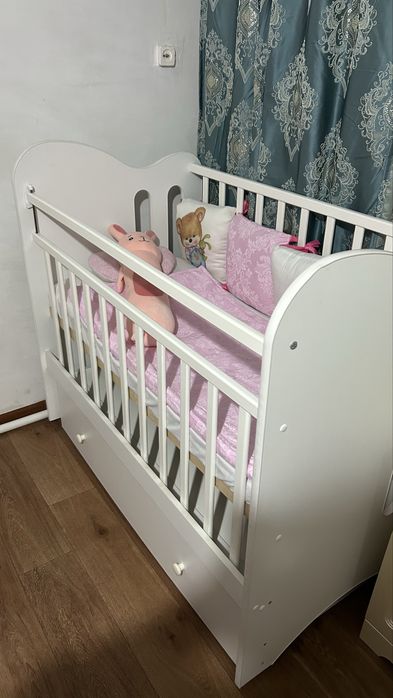 Кровать б/у сатылады