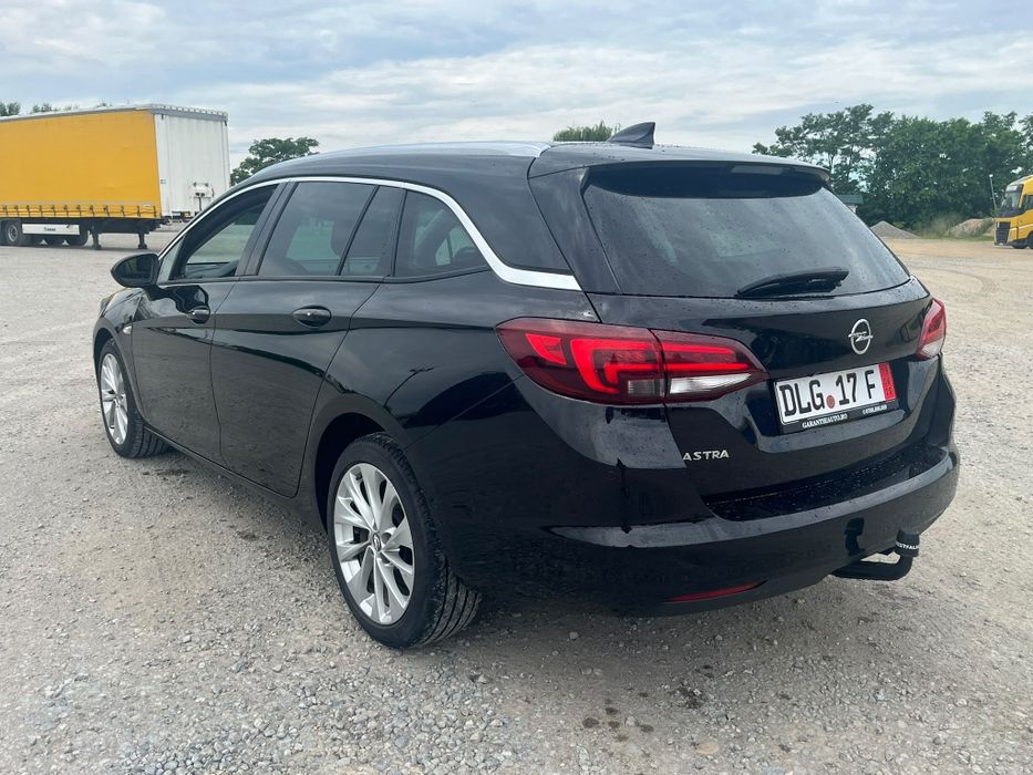 Opel astra K 1.6 diesel 136 cp Ilux