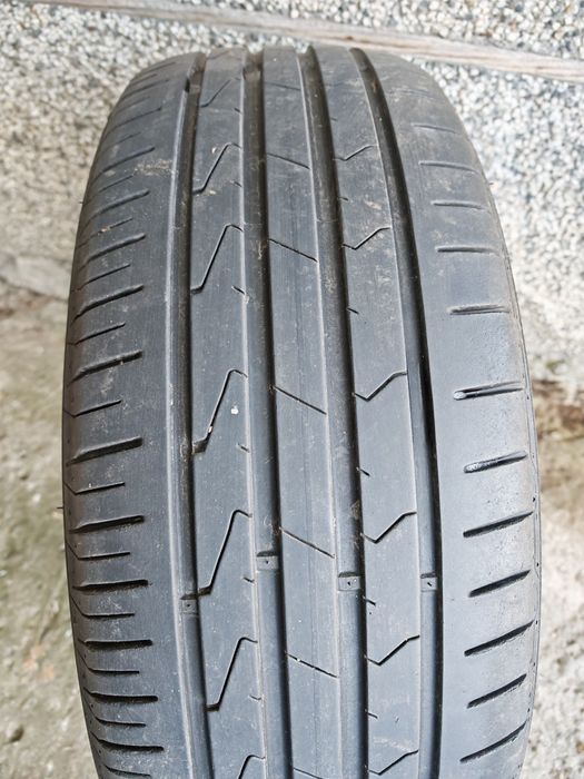 Автомобилни гуми -4 броя "HANKOOK"-17 цола, летни