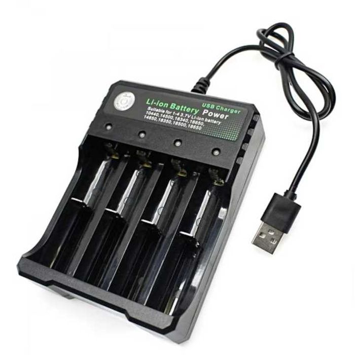 Incarcator portabi LI-ION 4 acumulatori 18650