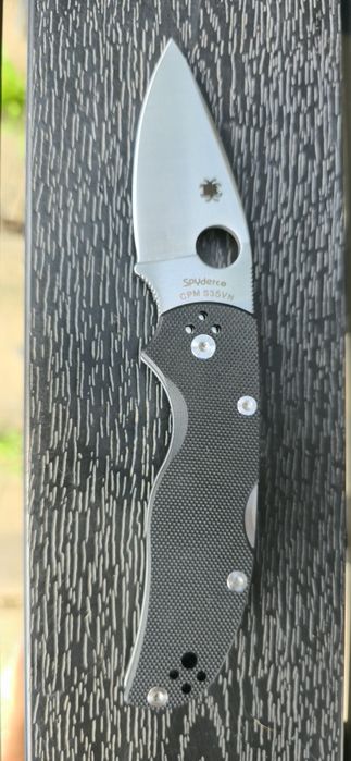 SPYDERCO чисто нов страхотен модел !!!