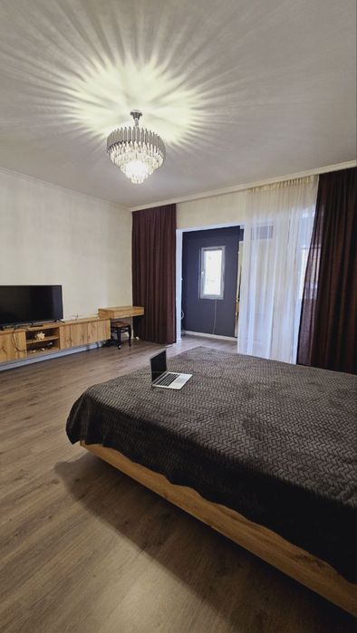 Однокомнатная новая квартира в миробадском районе