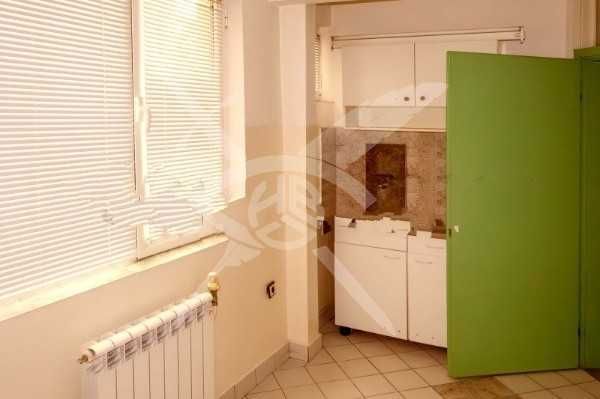 Продава се Тристаен апартамент в Пловдив, Тракия - 73 кв.м за 1672 €/кв.м - Снимка #3