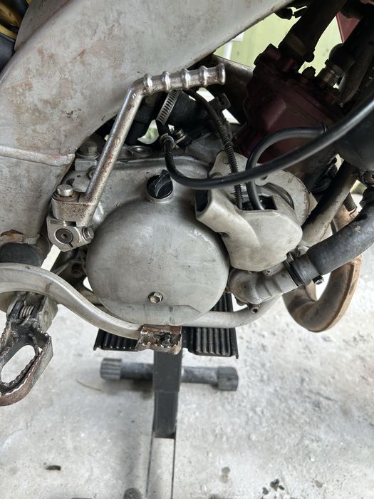 Продавам derbi senda 90
