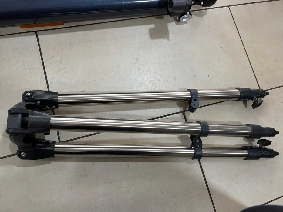 Celestron AstroMaster70EQ