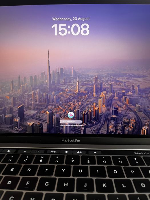 Macbook pro 13” 2019