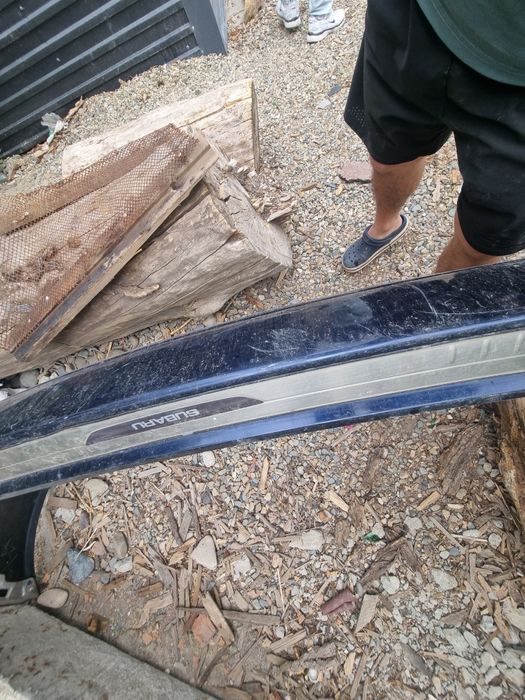 Продам бампер задний Subaru outback