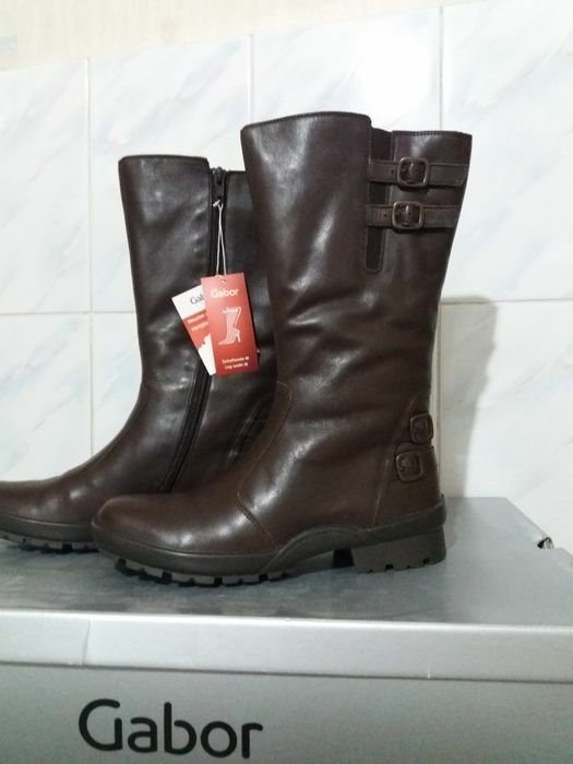 Женские зимние сапоги