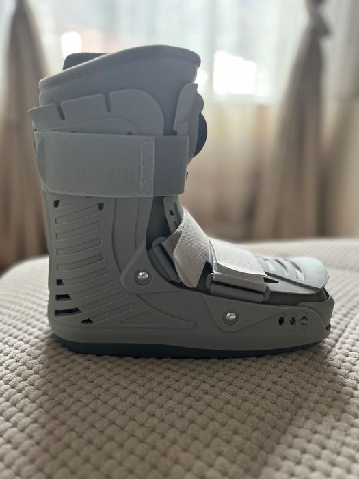 Ортеза за глезен и стъпало protect. CAT Walker short