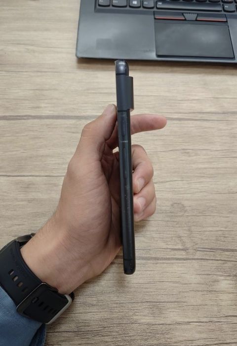Pixel 8 8/128  состояние 8/10