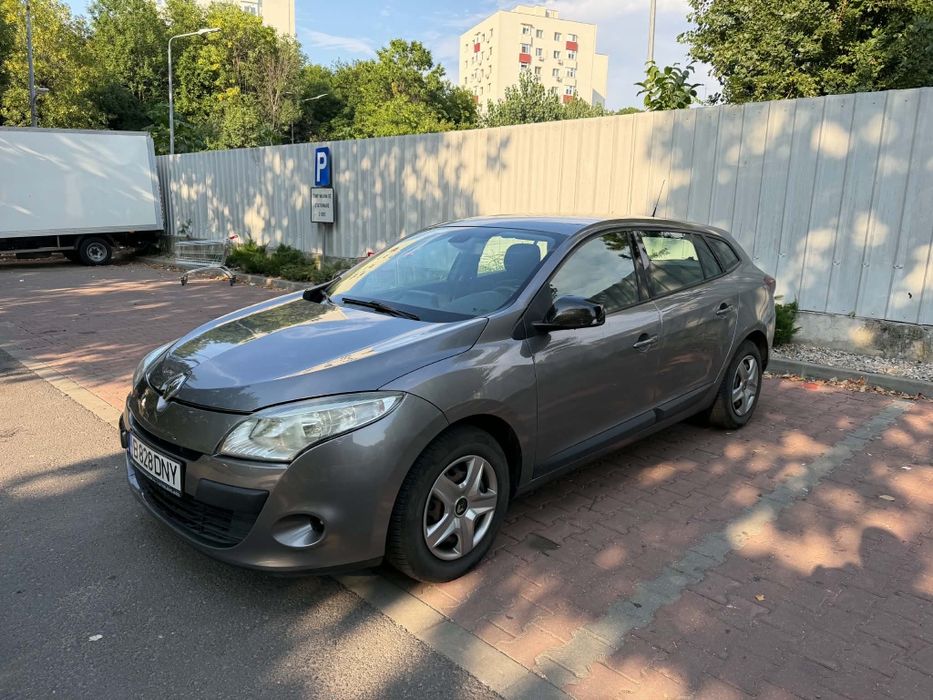 RENAULT Megane