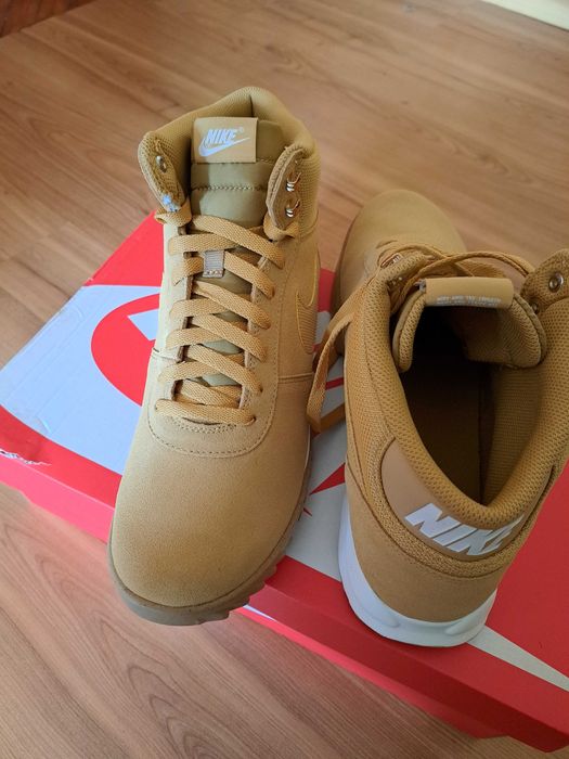 Мъжки обувки NIKE- естествена кожа