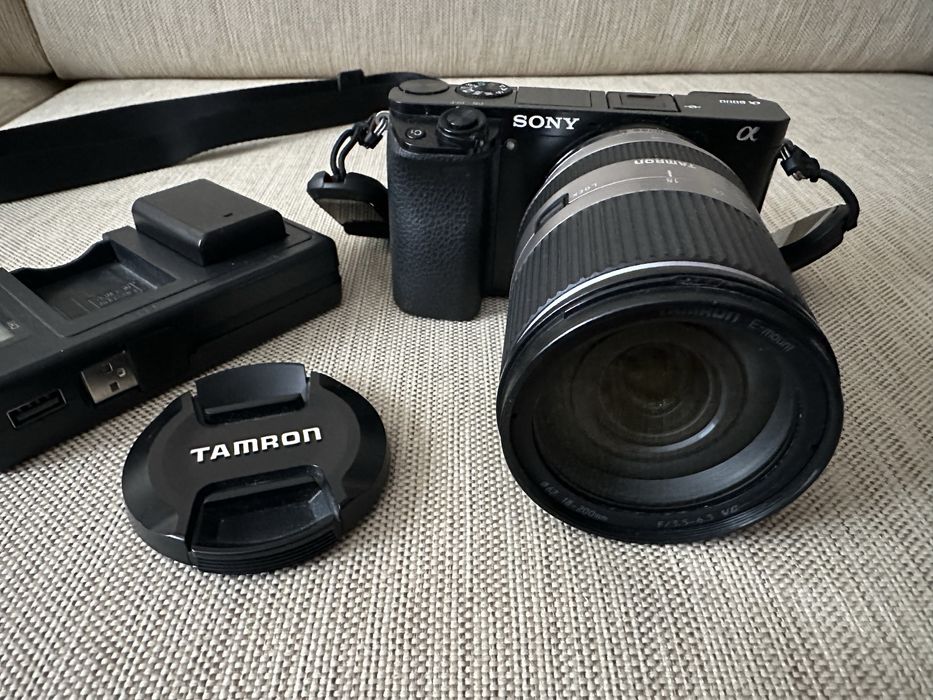Sony a6000 + Tamron 18-200