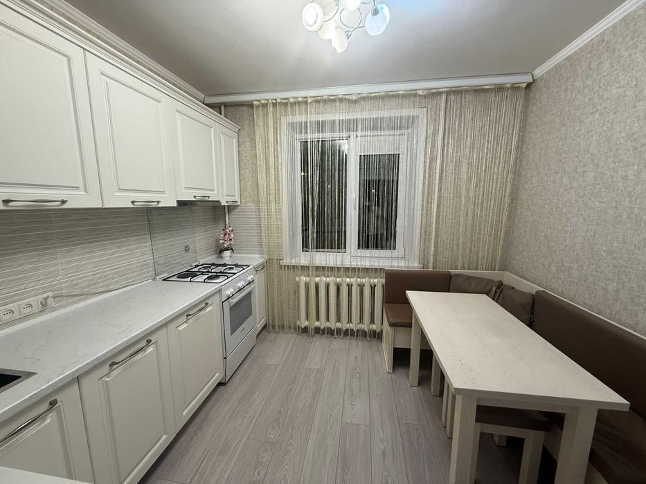 продается  2-ком квартира ОЧЕНЬ дорого !