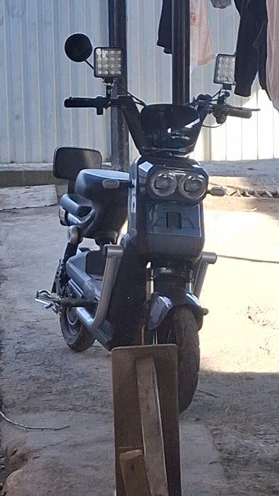 Продам скутер танк