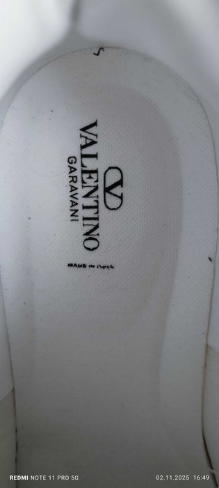 Нови оригинални маратонки Valentino Garavani