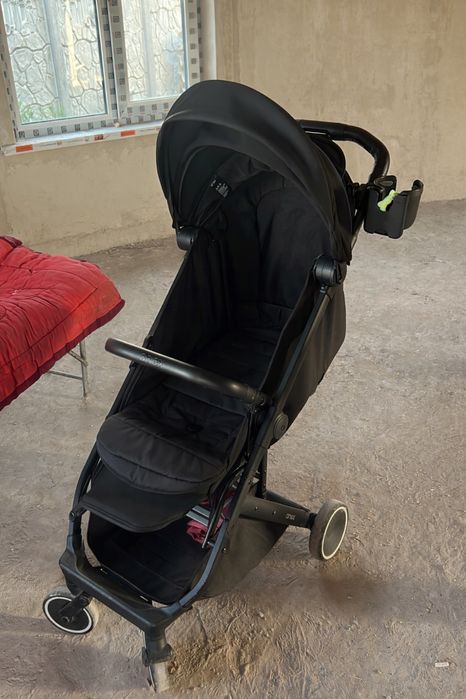 Продам коляску Anex air X