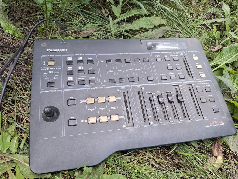 Продам видео микшер аналоговый Panasonic  WJ-AVE5 чистый  японец