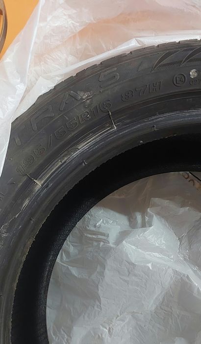 Продам резину Maxxis