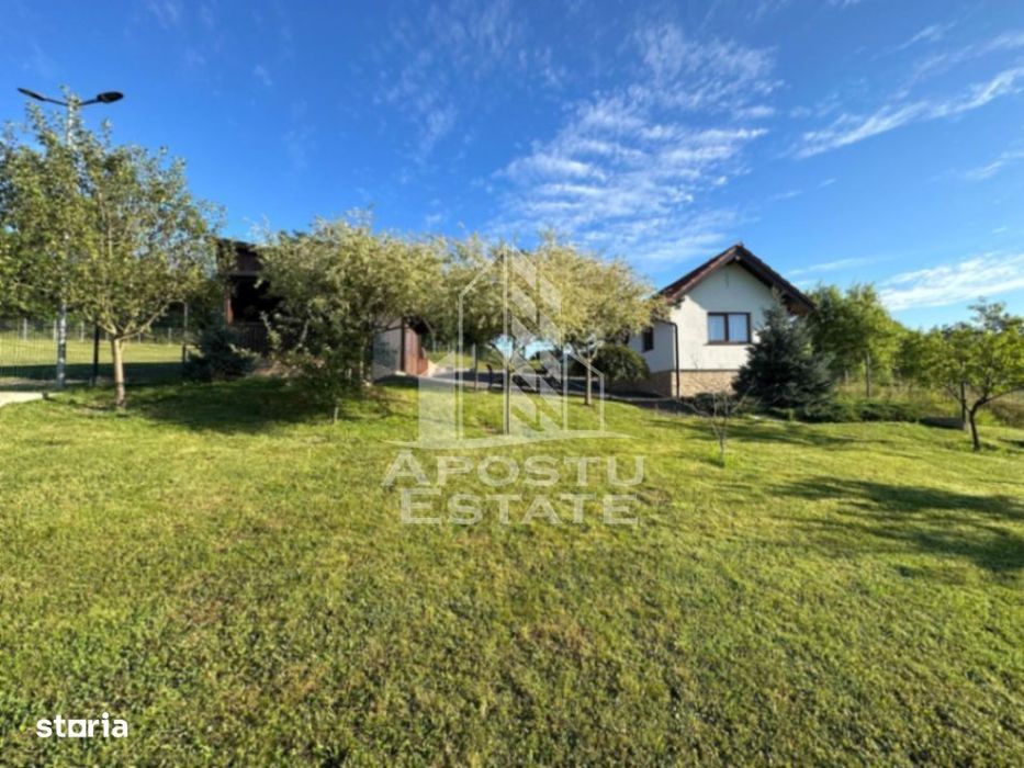 Casa de vacanta cu. teren 31.300  Nadas, 38 km de Timisoara.