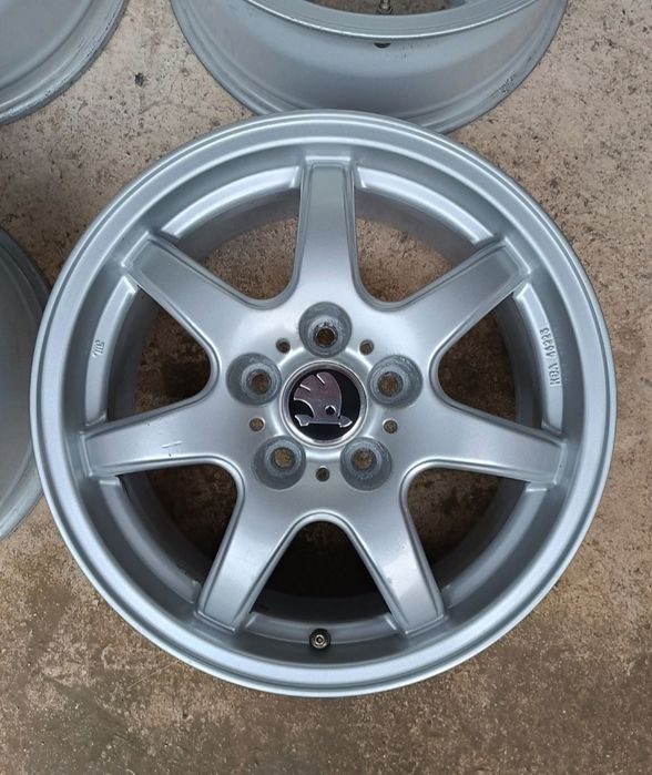 16/5/112-ШКОДА ОКТАВИЯ, ЙЕТИ-нов внос