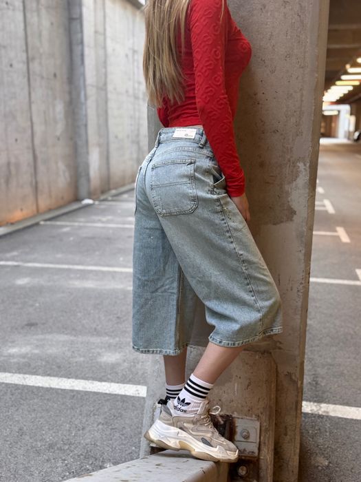 Дамски дънки топ модел