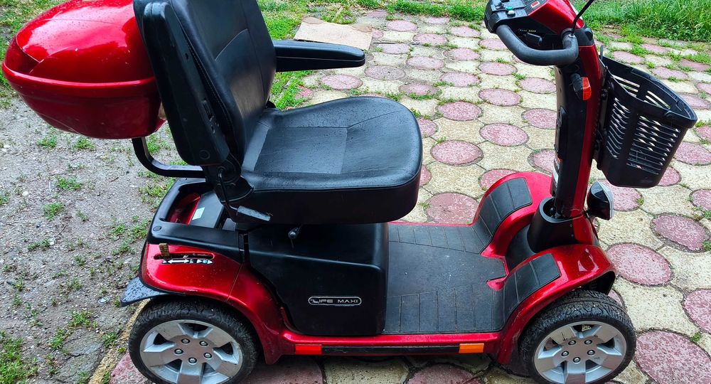 Carucior persoane cu handicap