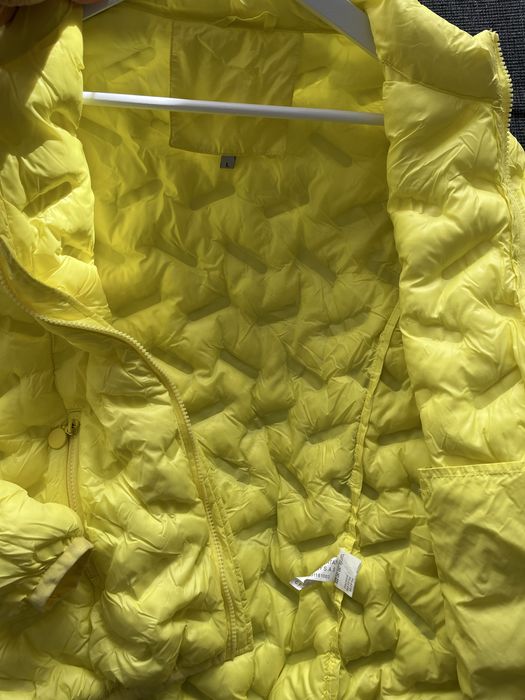 Дамско яке /пухенка в неоново жълто