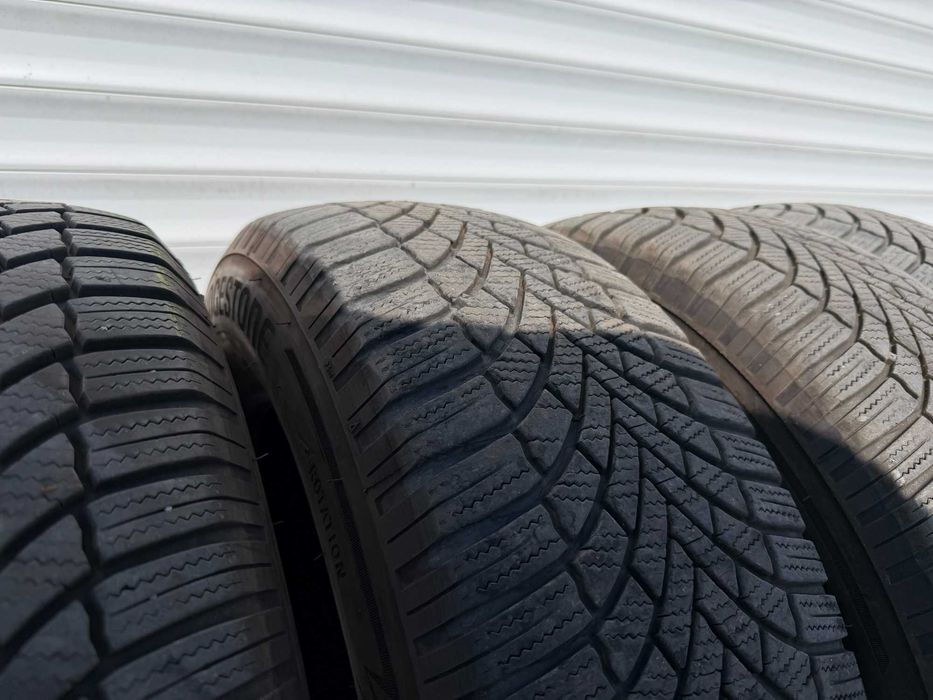 ЗИМНИ гуми BRIDGESTONE 235/65/17 с ДОТ 27/2024г.