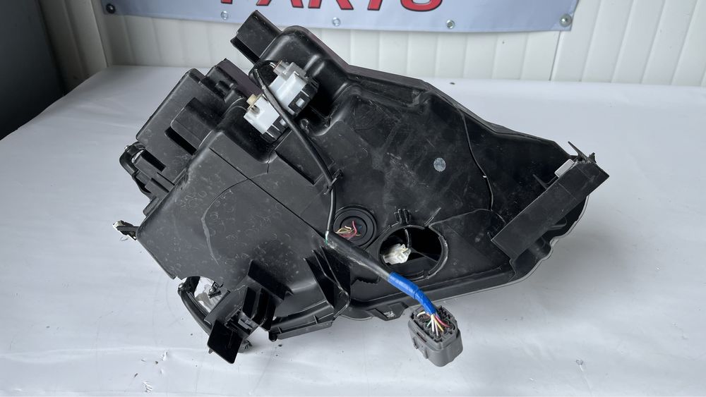 Ляв фар Mazda CX-3 2014-