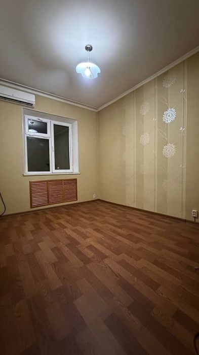 ПАРКЕНТСКИЙ м-в(307-школа)! Успейте купить по доступной цене! Срочно!