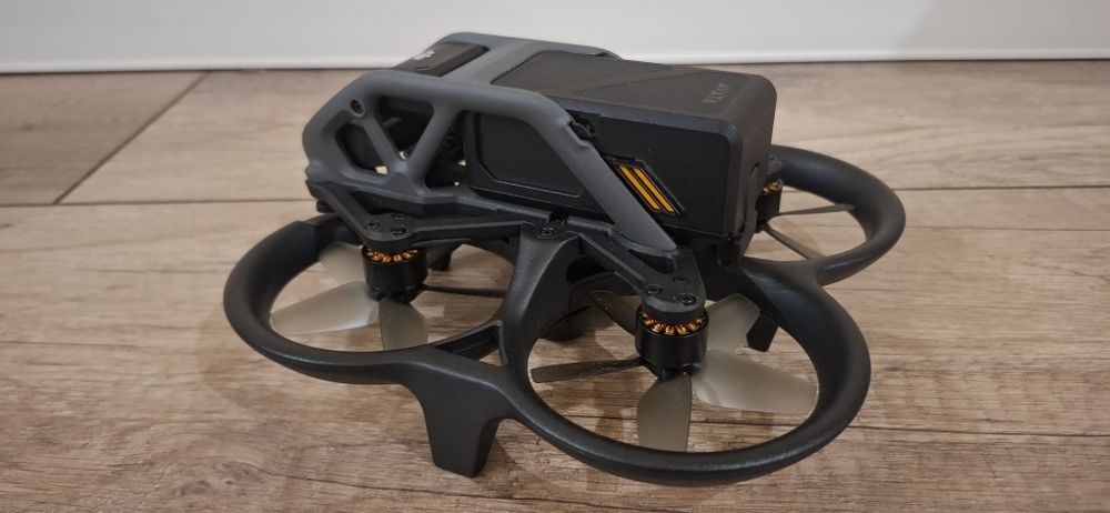 FPV дрон DJI avata 1 (тушка с акб)