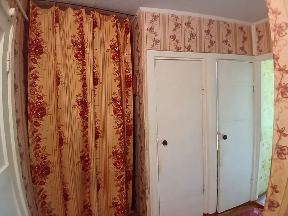 Продам 4-х комнатную квартиру