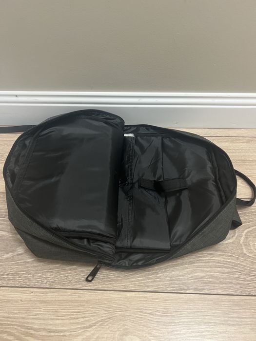 Легкий рюкзак для ноутбука