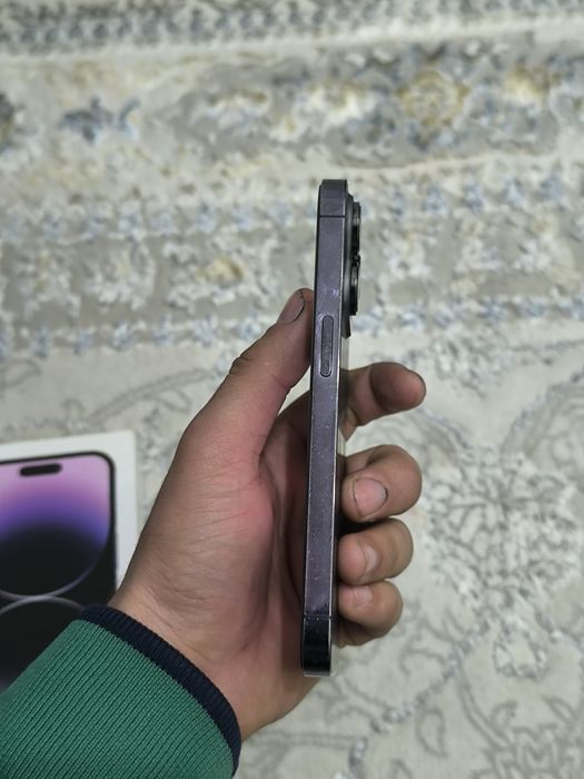 iPhone 14 pro ideal deep purple