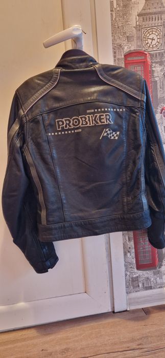 Дамско моторджийско яке