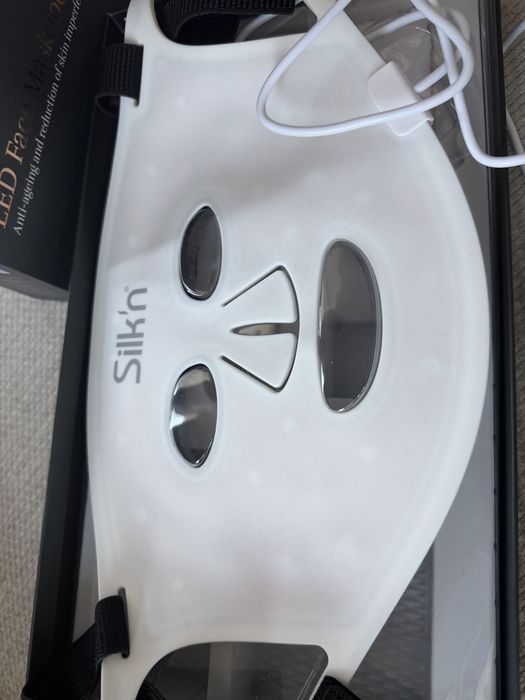 Silkn led face mask 100