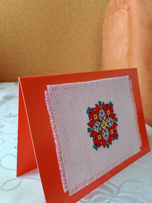 Бродирани картички с плик