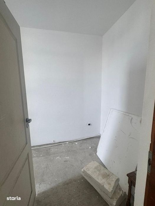 Casa la cheie, ideala birou sau locuinta 75mp utili, zona Brestei