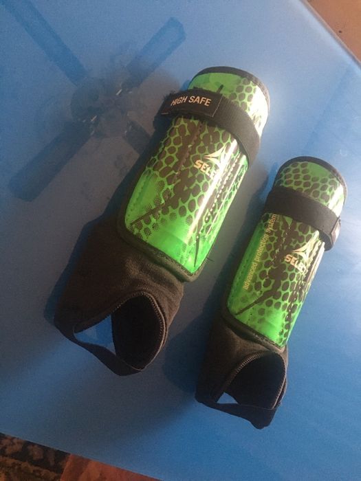 Кори за футбол