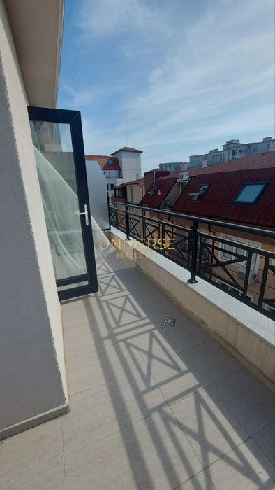 Продава се Тристаен апартамент в Поморие - 96 кв.м за 2032 €/кв.м - Снимка #15